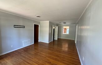 3 beds, 1 bath, $1,095