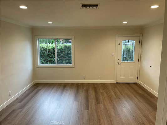 3 beds, 2 baths, 1,517 sqft, $4,400