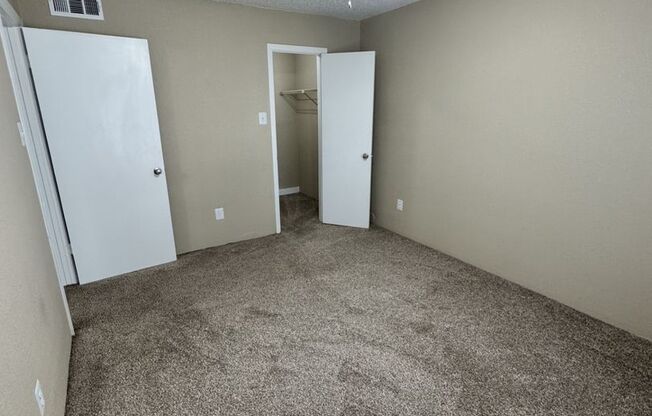 1 bed, 1 bath, 615 sqft, $885, Unit 401