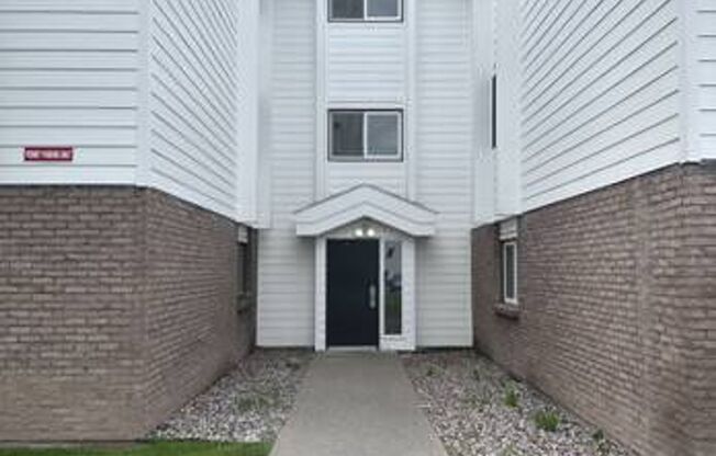 2 beds, 1 bath, 504 sqft, $1,350, Unit 1816-111