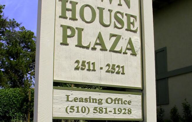 Town House Plaza Sign