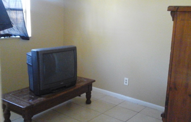 3 beds, 2 baths, $2,332