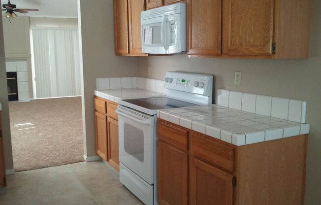 921 Harvest Creek, Bakersfield, CA 93312