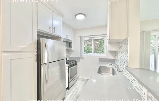 1016 WILCOX AVE