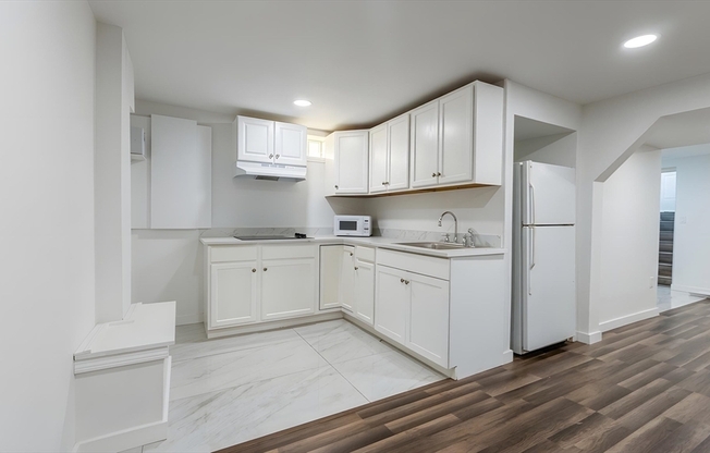 338 WHITING AVE