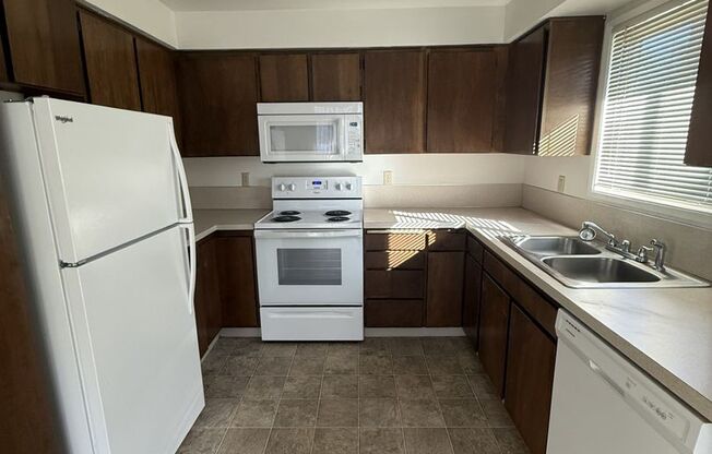 Private Two Bedroom Condo in South Salem