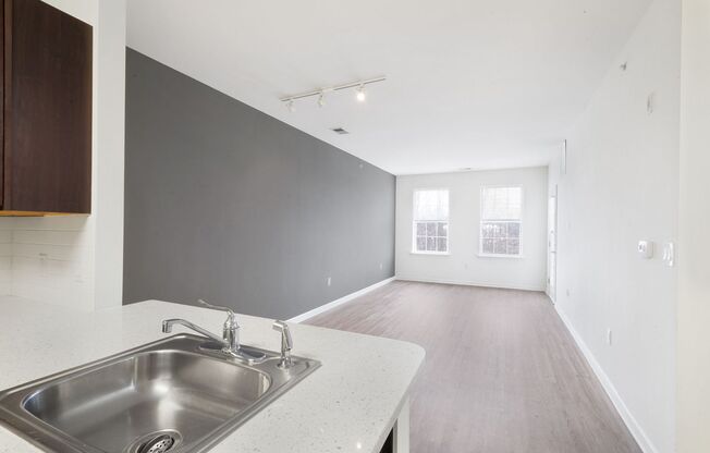 2 beds, 2 baths, 1,033 sqft, $2,230, Unit 3301
