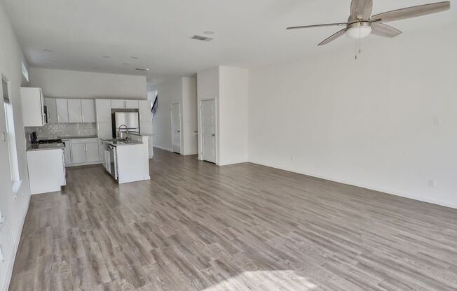 Beautiful Townhome!