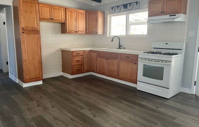 3 beds, 1 bath, $1,845