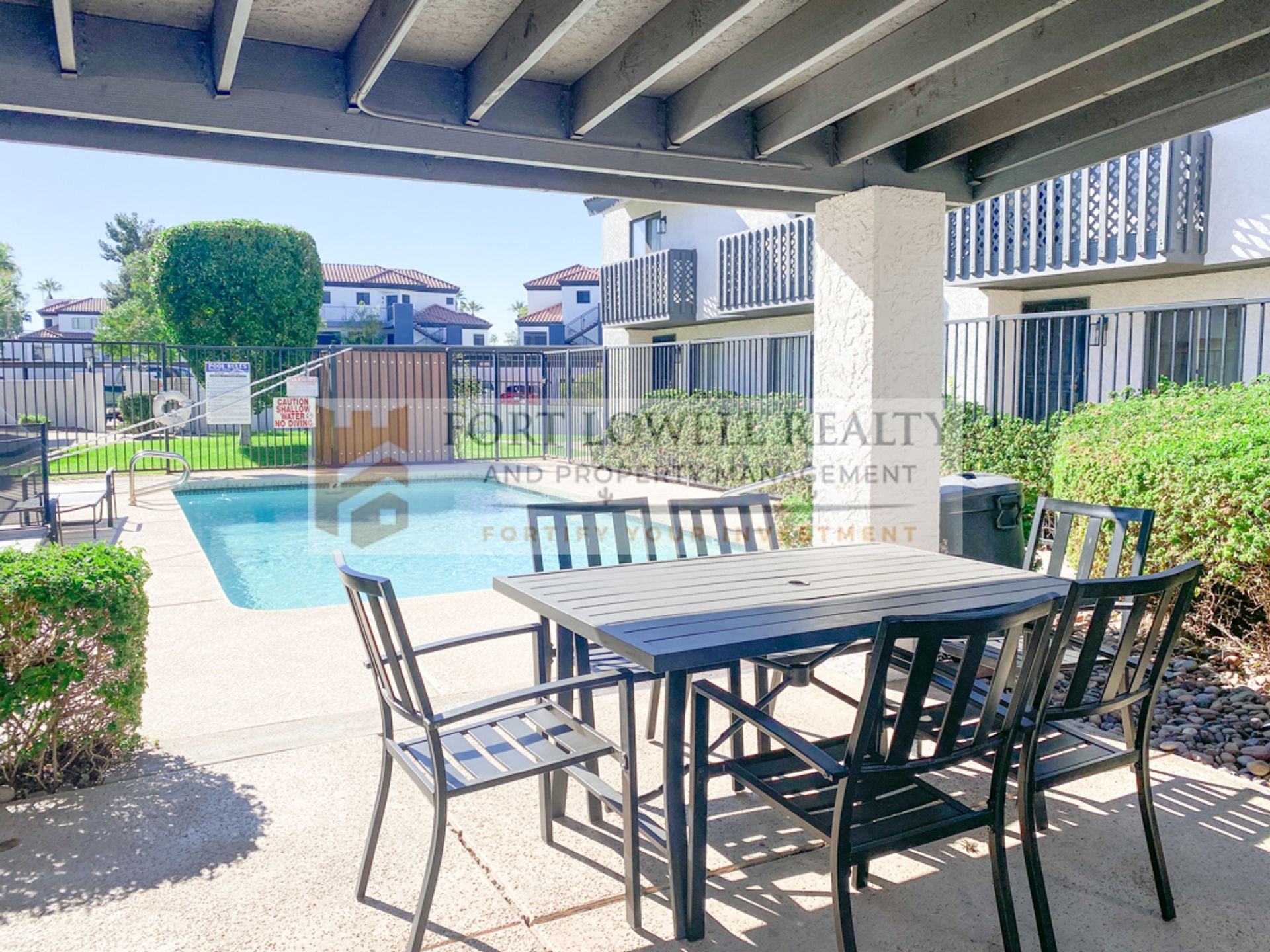 2 Bed 2.5 Bath Townhome