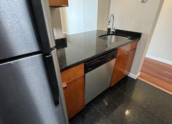 1 bed, 1 bath, 663 sqft, $3,600, Unit 1808