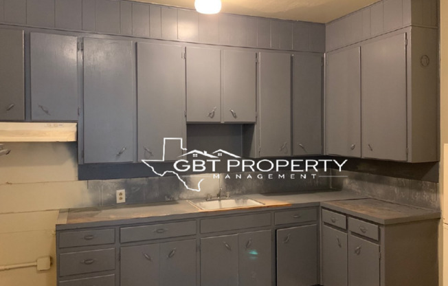 1 Bedroom & 2 Bedroom Apartments