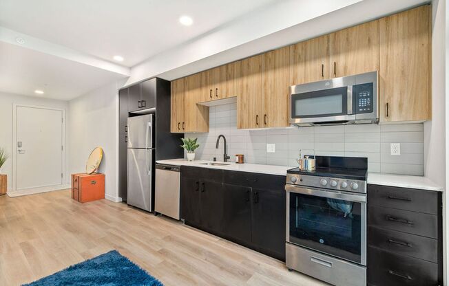 Studio, 1 bath, 350 sqft, $1,500, Unit 212