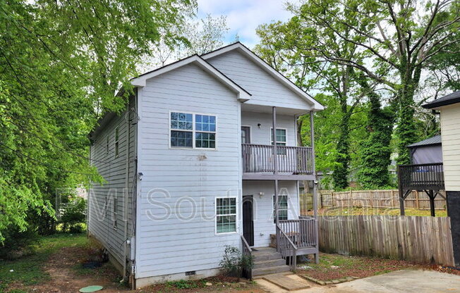 2142 MARTIN LUTHER KING DR SW