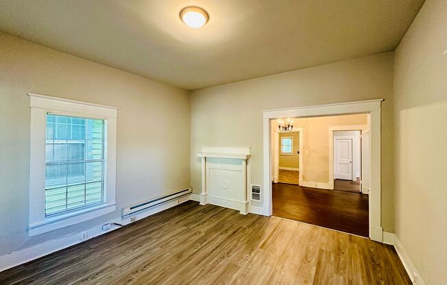 DOWNTOWN - 2 Bedroom - Big House! MOVE IN SPECIAL ~ $500 OFF!