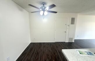 1 bed, 1 bath, 713 sqft, $2,075, Unit A065