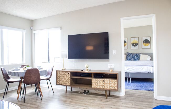 Studio, 1 bath, 446 sqft, $1,950, Unit 202