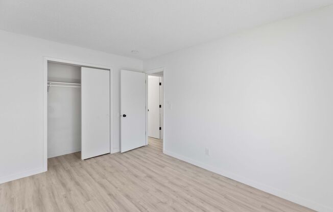 1 bed, 1 bath, 700 sqft, $807, Unit 5345-304