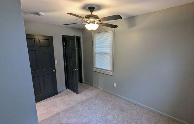 2 beds, 1 bath, $1,099