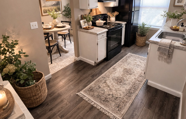 2 beds, 1.5 baths, 1,155 sqft, $1,300, Unit 9321T