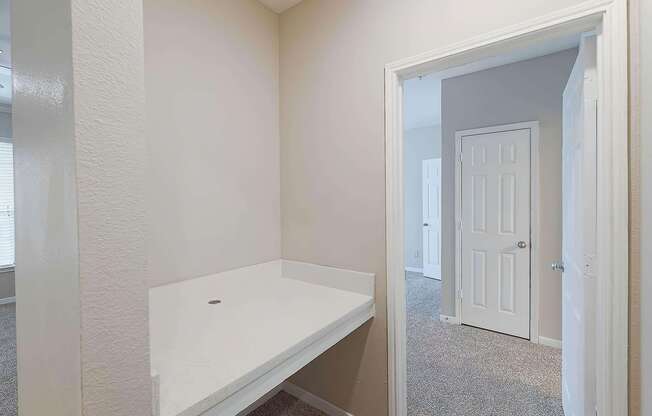 3 beds, 2 baths, 1,299 sqft, $1,656