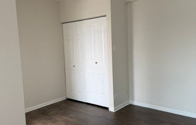 Studio, 1 bath, $1,050, Unit 304