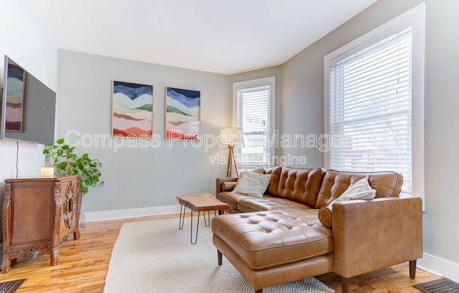 328 VISSER PL SE