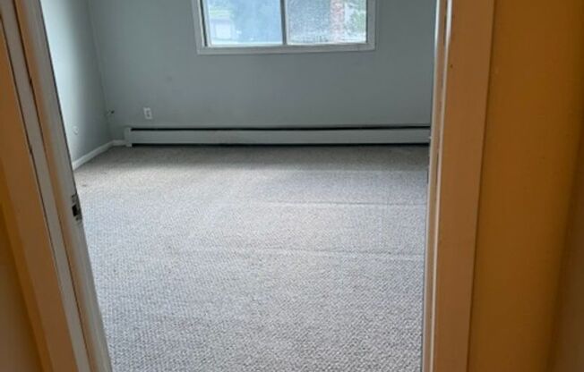 1 bed, 1 bath, 825 sqft, $1,125, Unit 806-336