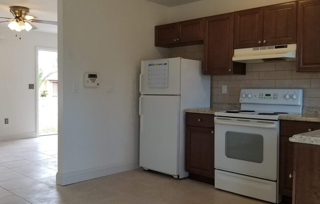 S. BISCAYNE & TAMIAMI TR -2 bedroom