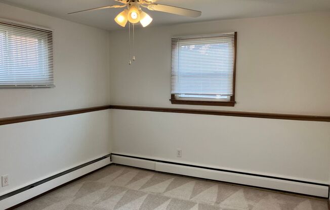 1 bed, 1 bath, 725 sqft, $1,125, Unit 1220-044