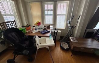 1 bed, 1 bath, $1,095, Unit 7