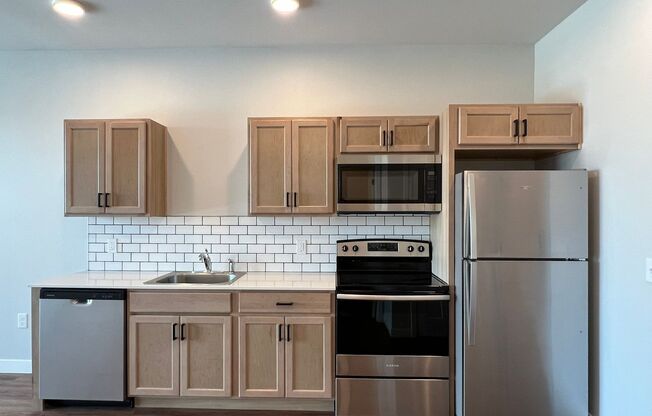 Studio, 1 bath, 532 sqft, $1,400, Unit WR 305-312