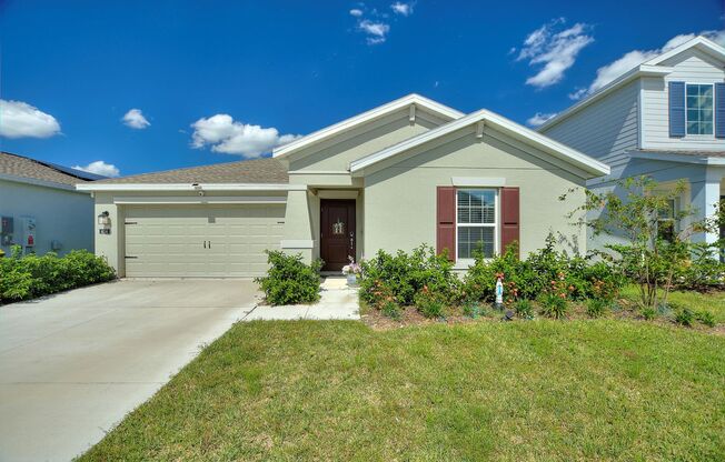 Move-In Ready Home in Astonia! No Rear Neighbors! Solar Panels!