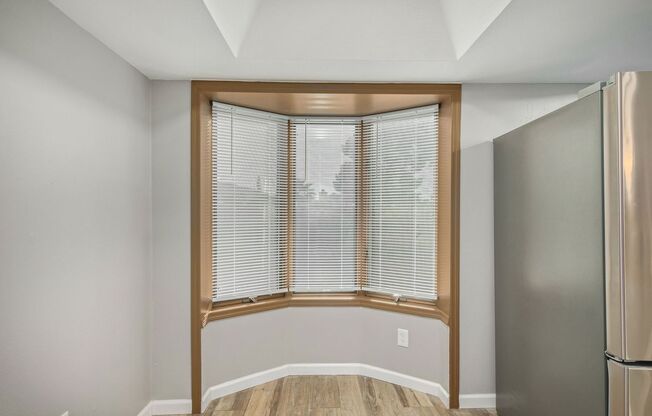 Central & Thunderbird 3 bdrm 2 bath Home with pool