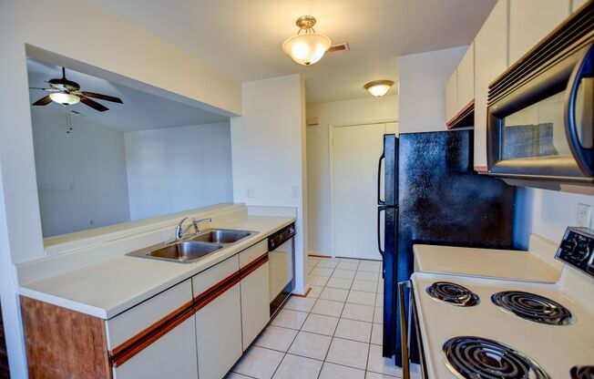 2 beds, 2 baths, $1,625