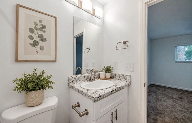 3 beds, 2 baths, 1,200 sqft, $1,995, Unit 2290-03