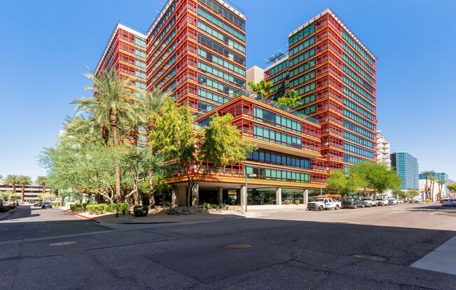 2 beds, 2 baths, $2,100, Unit # 523