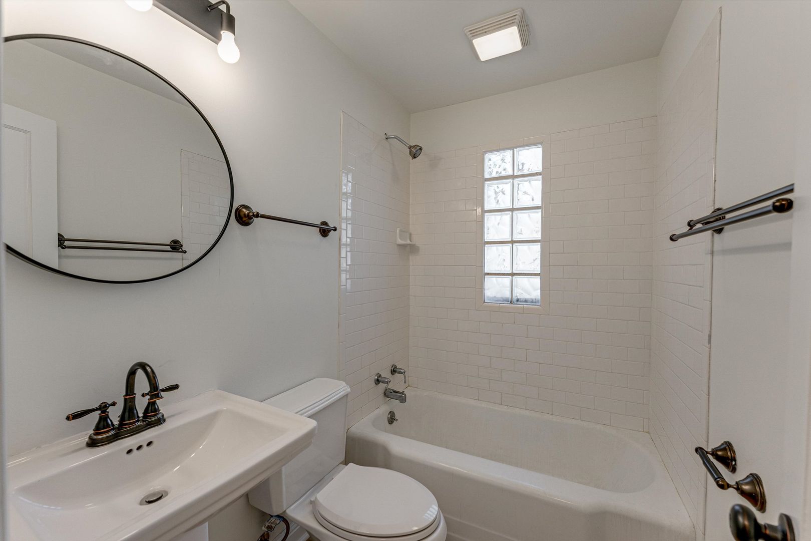 Three Bedroom One Bathroom For Rent