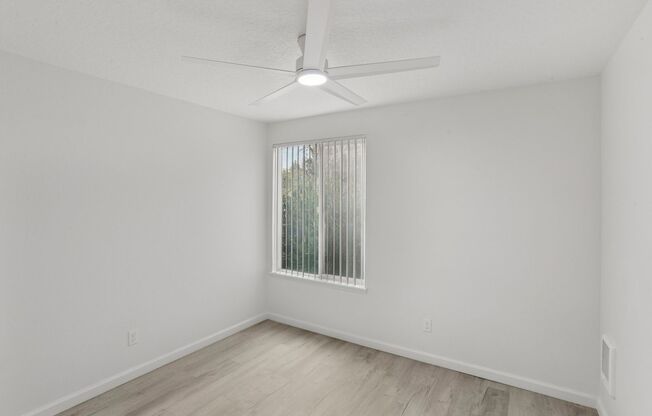 2 beds, 1 bath, 752 sqft, $1,615, Unit 219