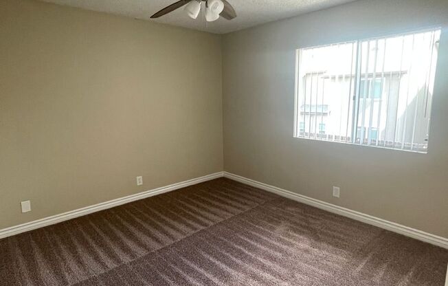 2 beds, 1 bath, $2,150, Unit 19