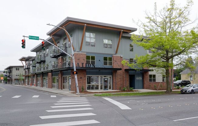 Broadway Station Apartments