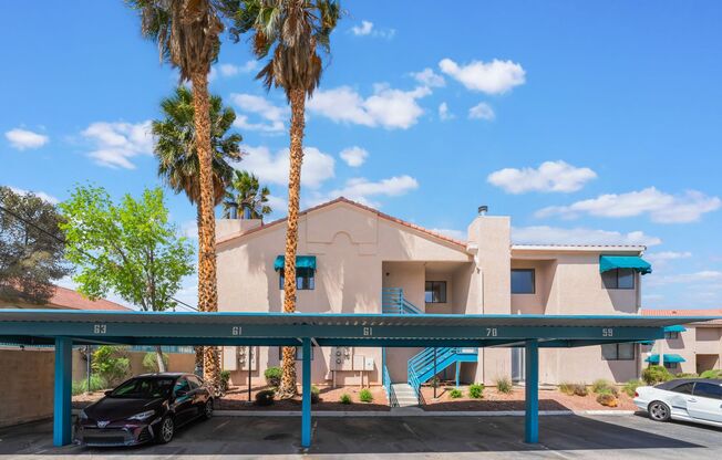 Quaint upstairs condo ready for you to call home!