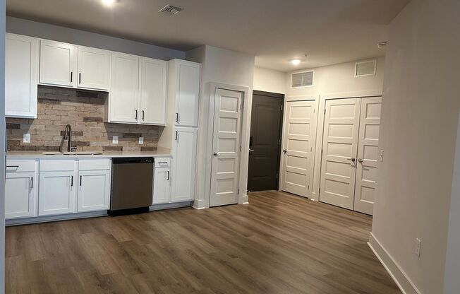 1 bed, 1 bath, 787 sqft, $1,850, Unit 221-A3