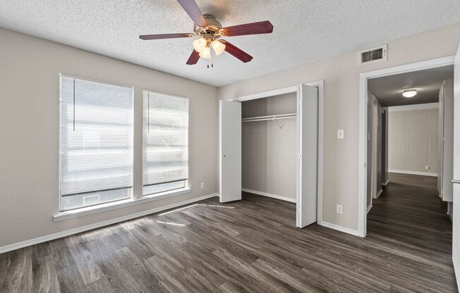 1 bed, 1 bath, 565 sqft, $1,149, Unit 101