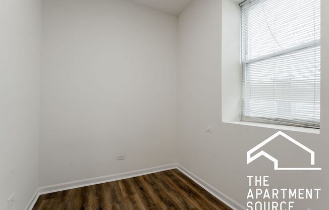 3 beds, 2 baths, $2,895, Unit GDN