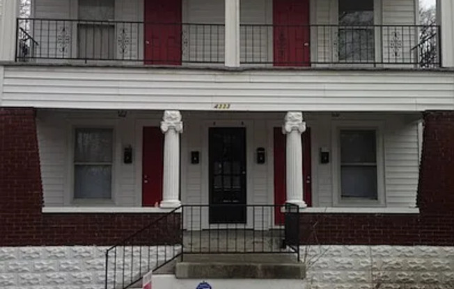 4333 S. 3rd St