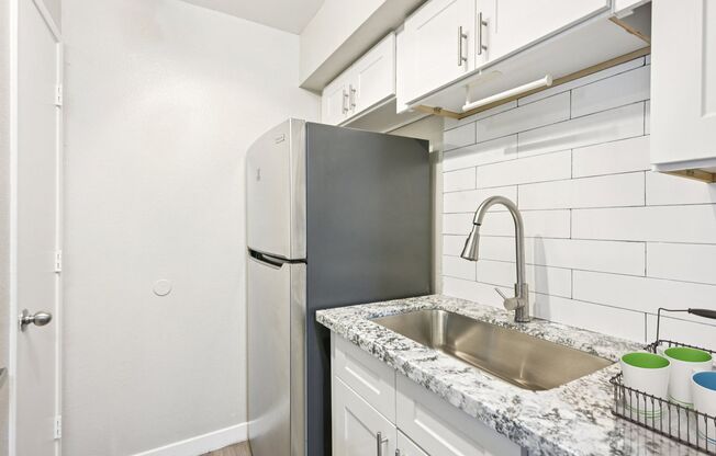 1 bed, 1 bath, 710 sqft, $1,236, Unit 2148