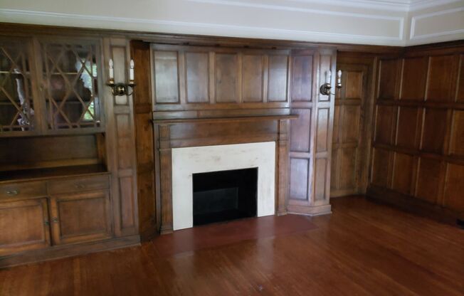 Beautiful historic Mansion! Move in special $500 off first full month & waived admin fee! Apply today!