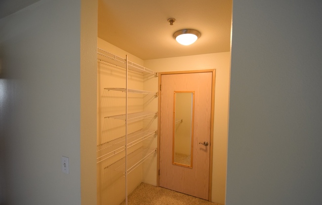 2 beds, 2 baths, 955 sqft, $2,595, Unit 303