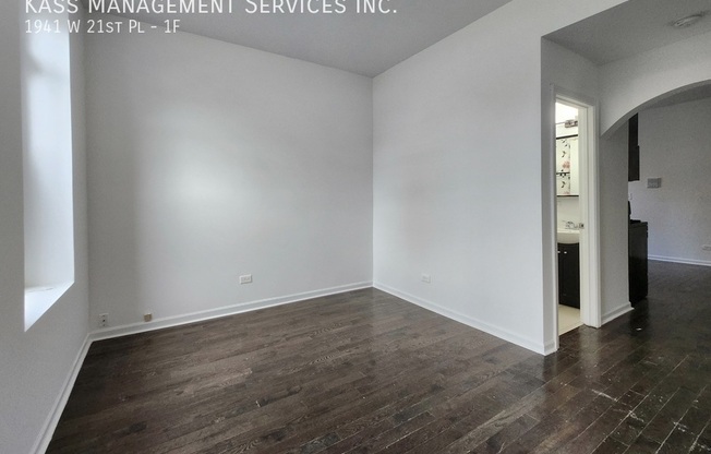 1941 West 21st Place